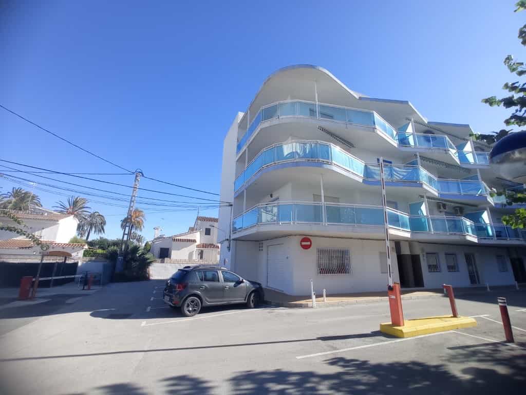 Condominium in Las Bovetes, Valencia 11714202