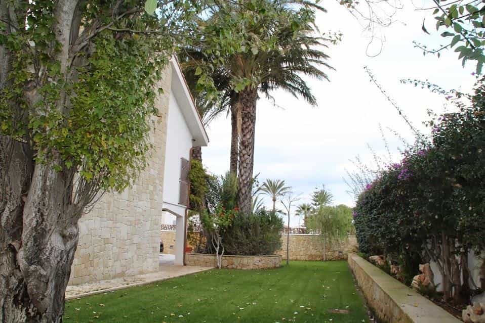 House in Las Bovetes, Valencia 11714209