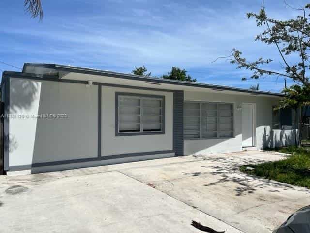 rumah dalam Pompano Beach, Florida 11714511