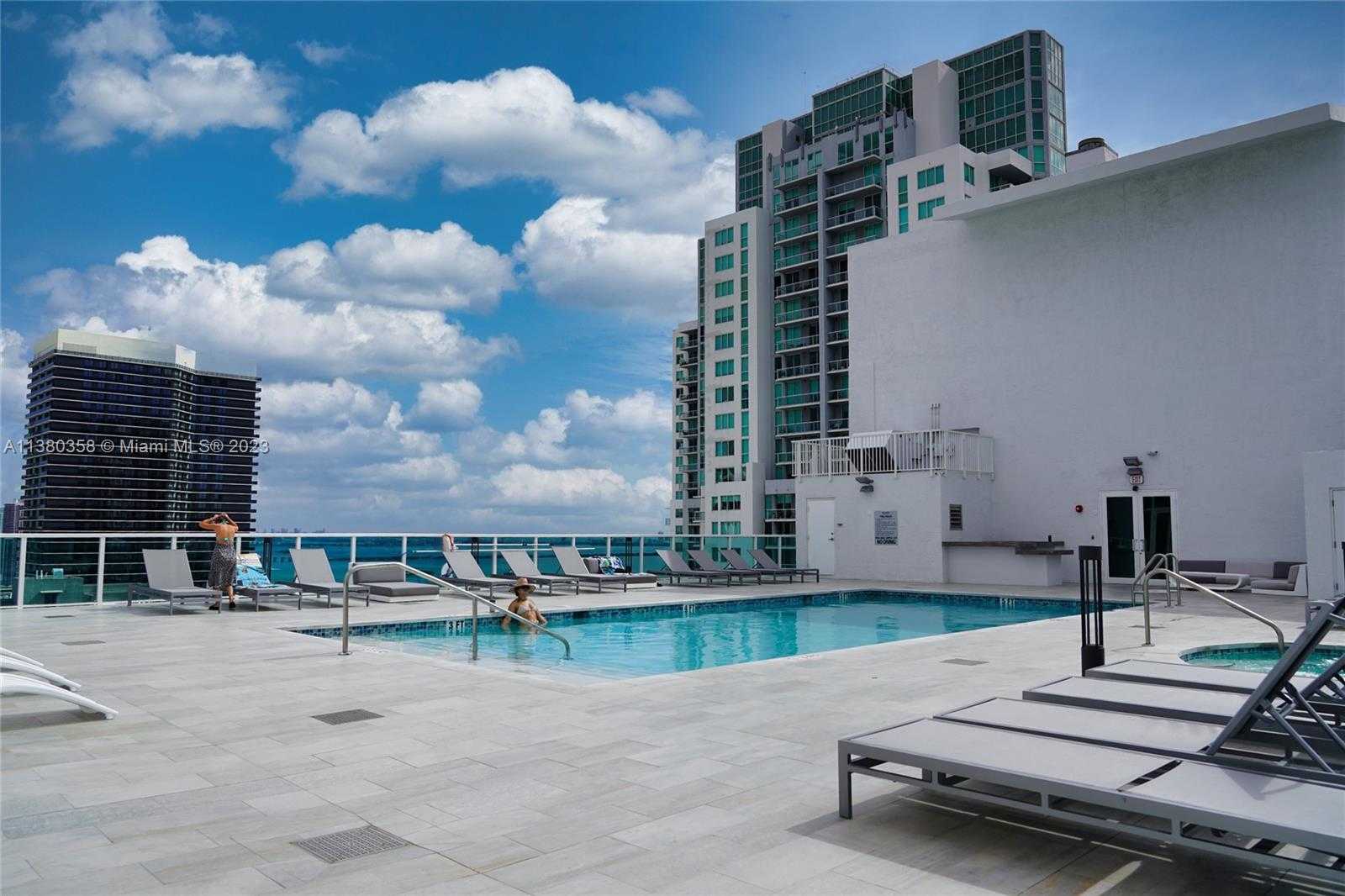 Condominium in Miami, Florida 11714523