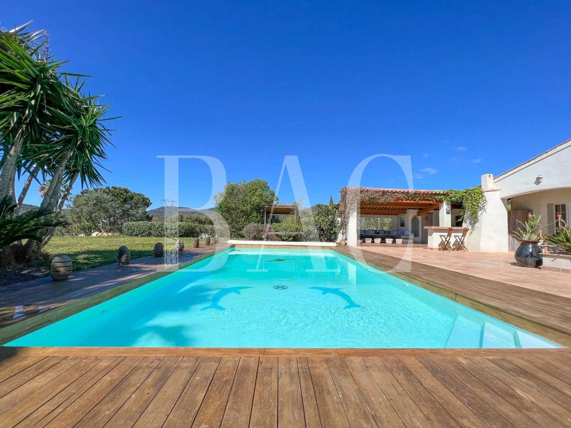 House in Grimaud, Provence-Alpes-Cote d'Azur 11714562