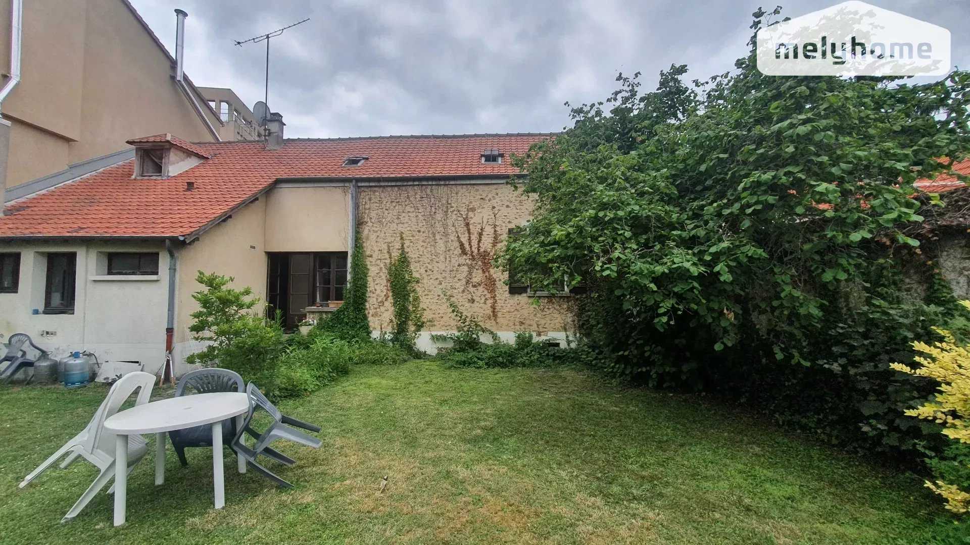 House in Arpajon, Ile-de-France 11714598