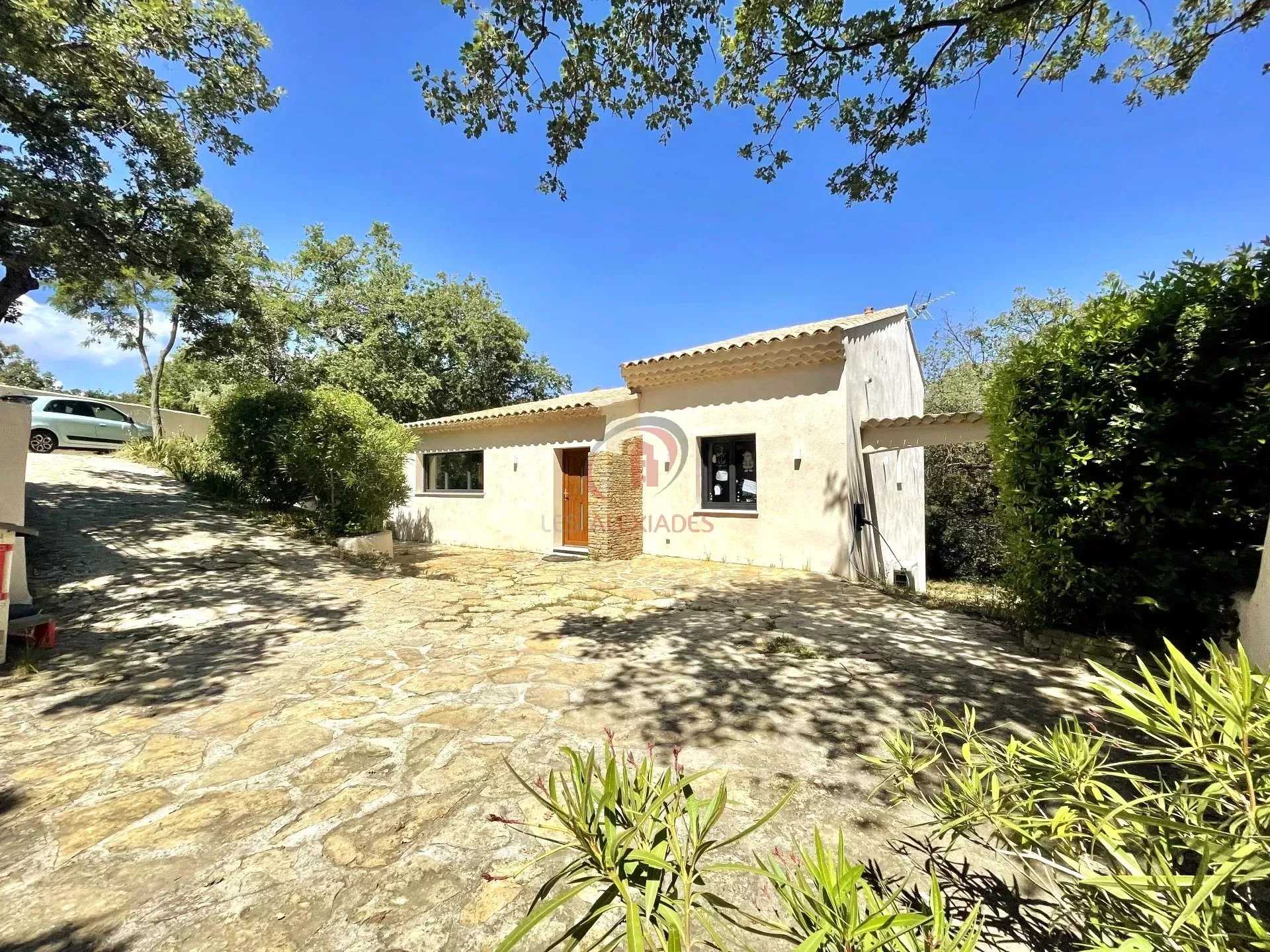 Haus im Evenos, Provence-Alpes-Côte d'Azur 11714650