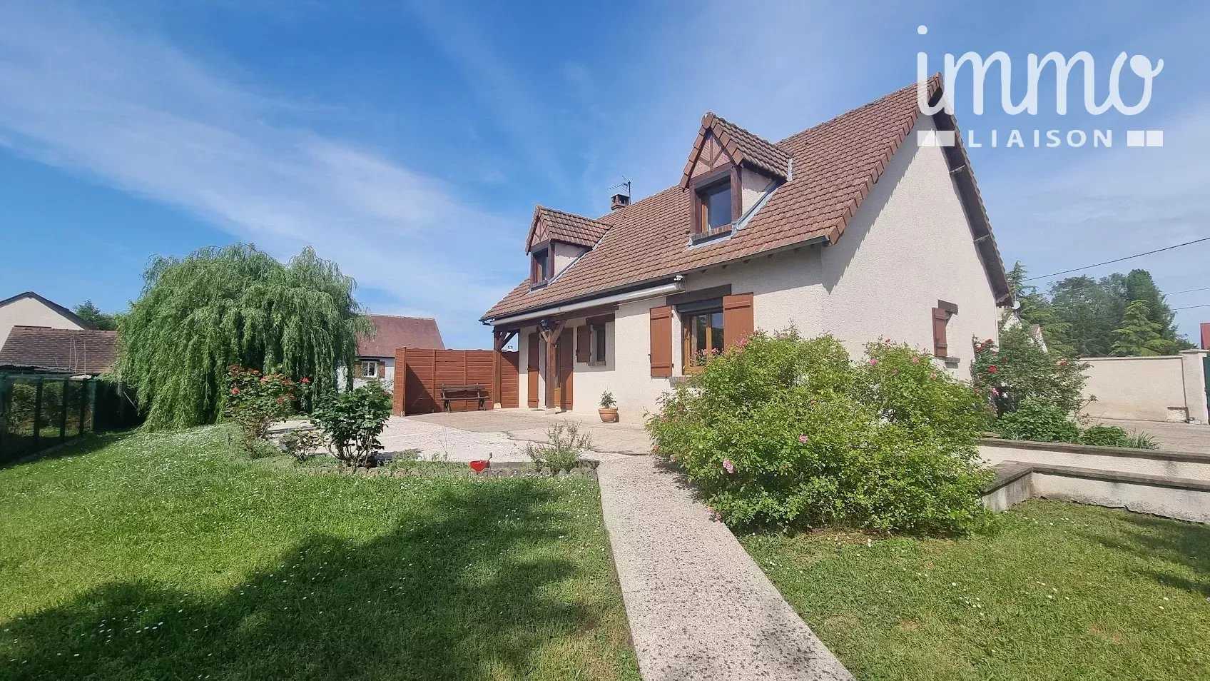 жилой дом в Mont-près-Chambord, Loir-et-Cher 11714869