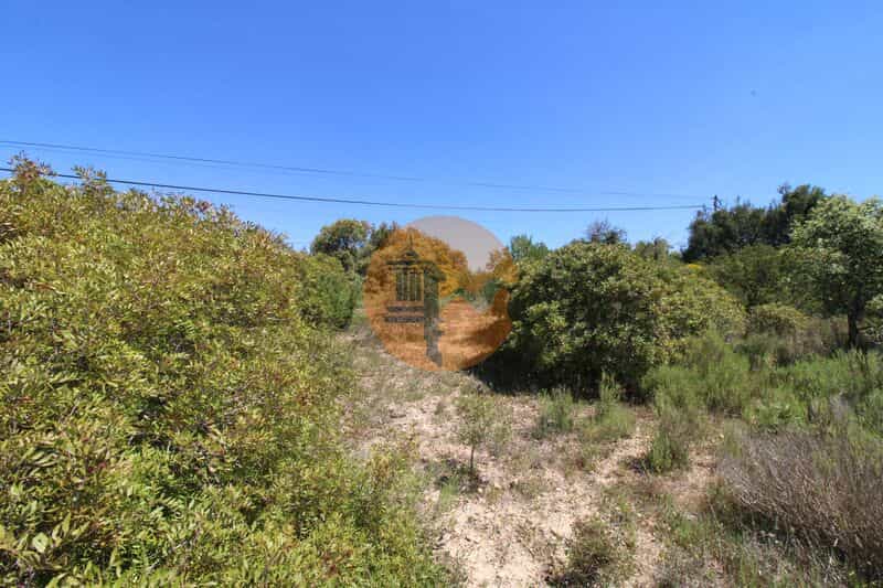 Land in , Faro District 11715302