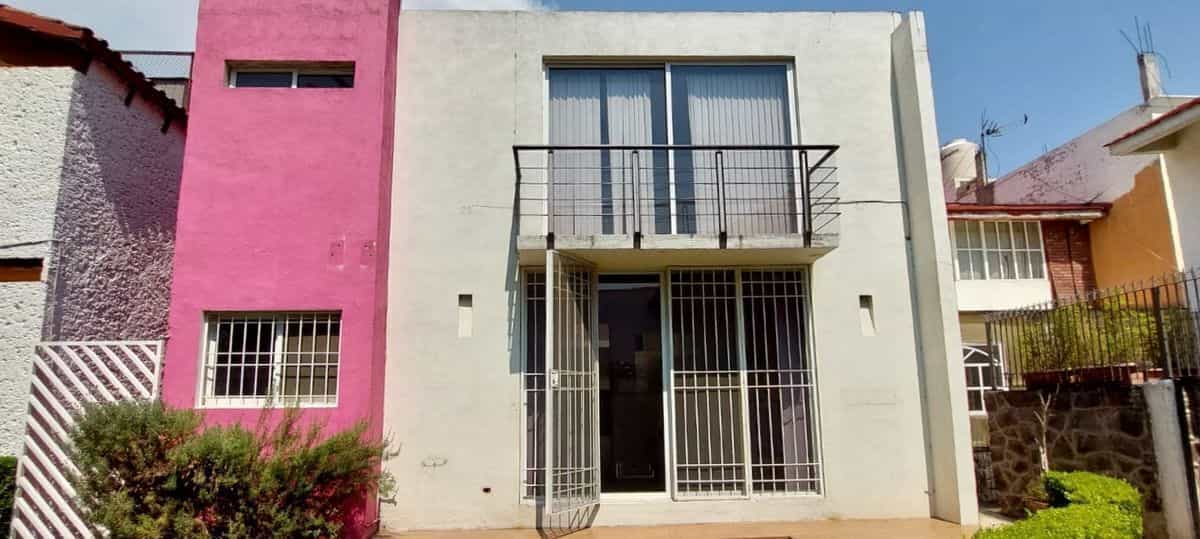 Будинок в Наукальпан де Хуарес, Paseo de La Alteña 11715887