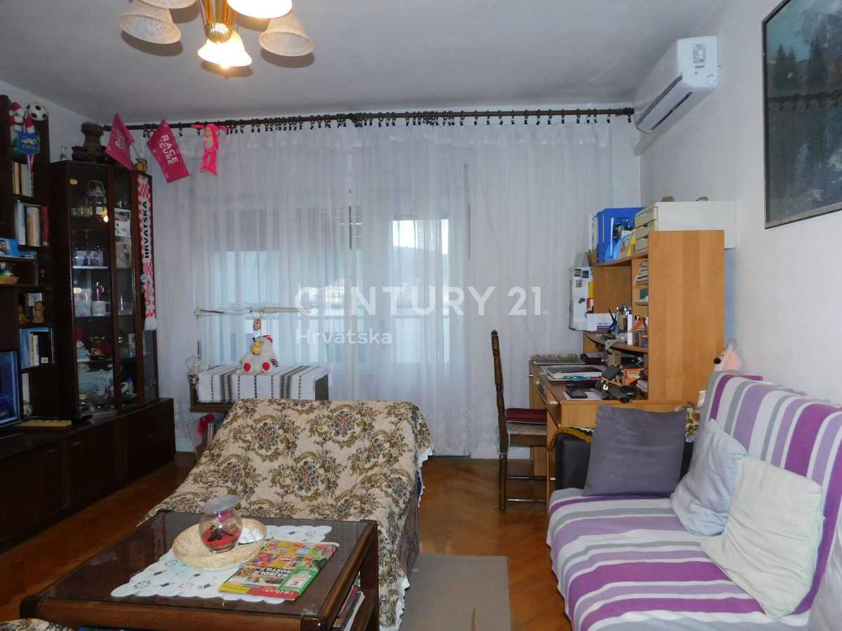 公寓 在 特罗吉尔, 斯普利特斯科-达尔马提亚祖帕尼亚 11715977