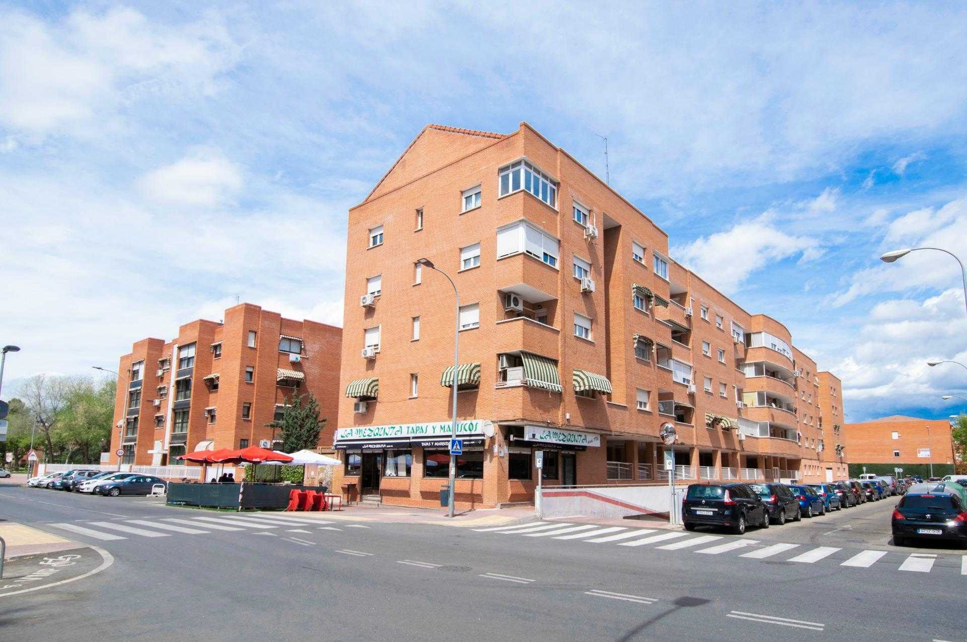 公寓 在 Alcala de Henares, Madrid 11716125