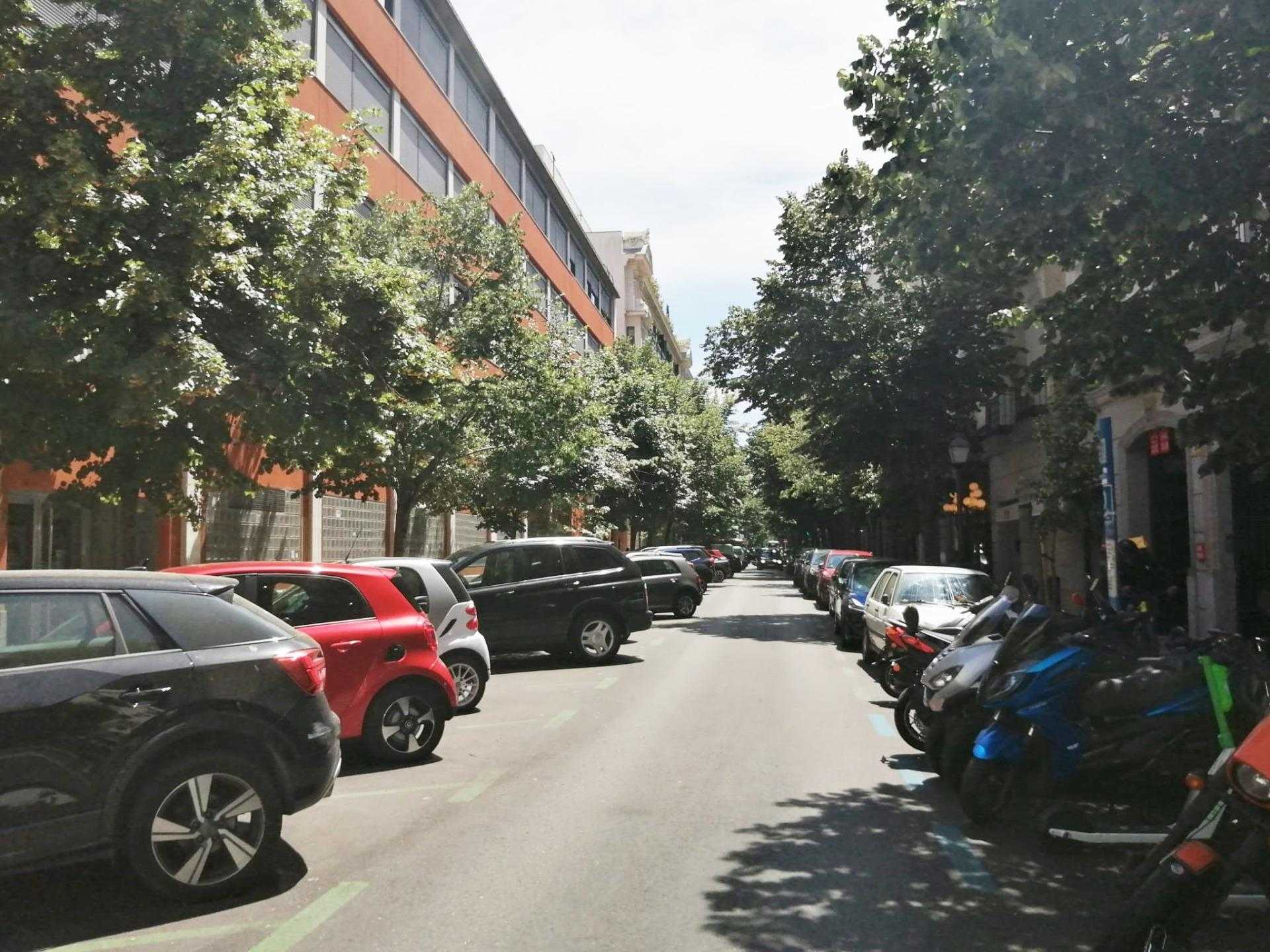 Condominium in Madrid, Comunidad de Madrid 11716136