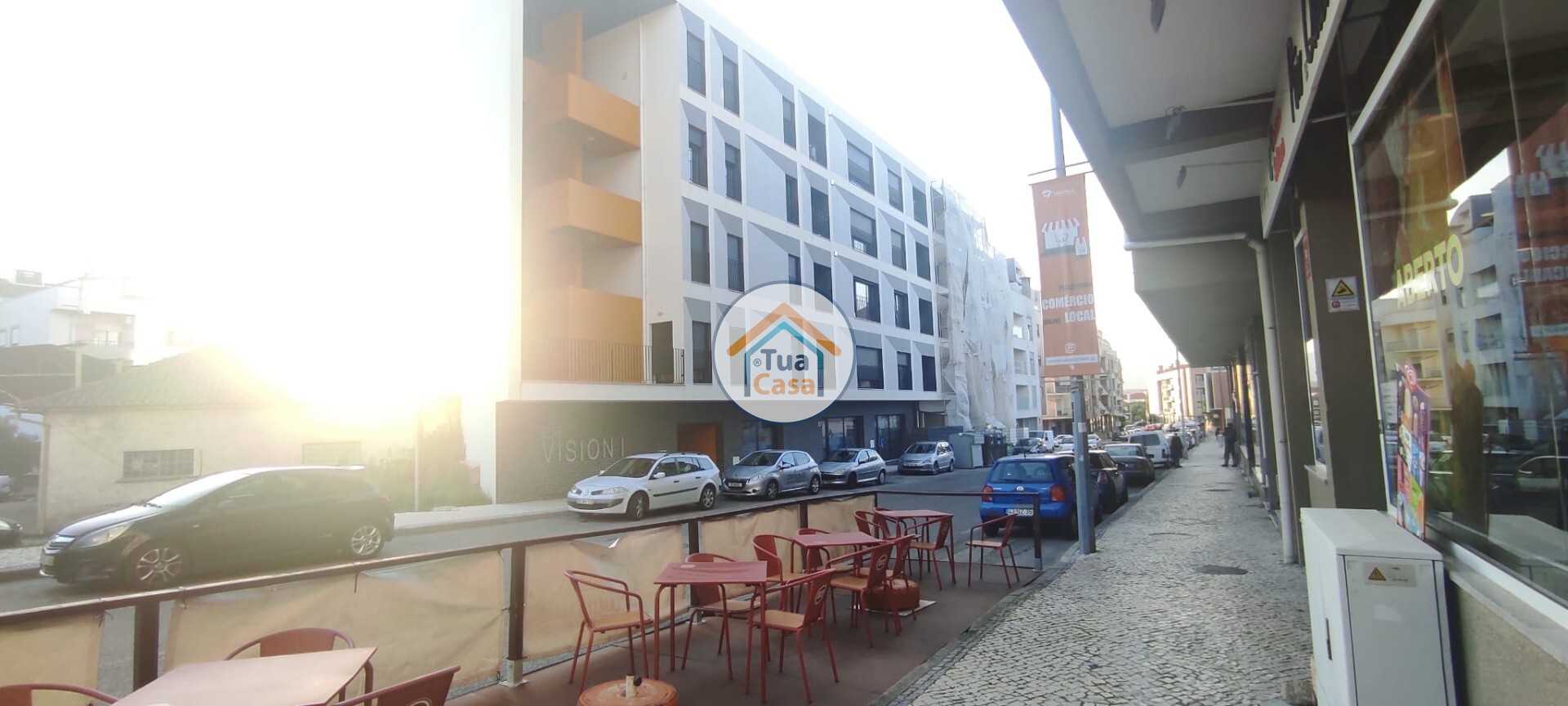 Condominium in Tondela, Viseu District 11716523