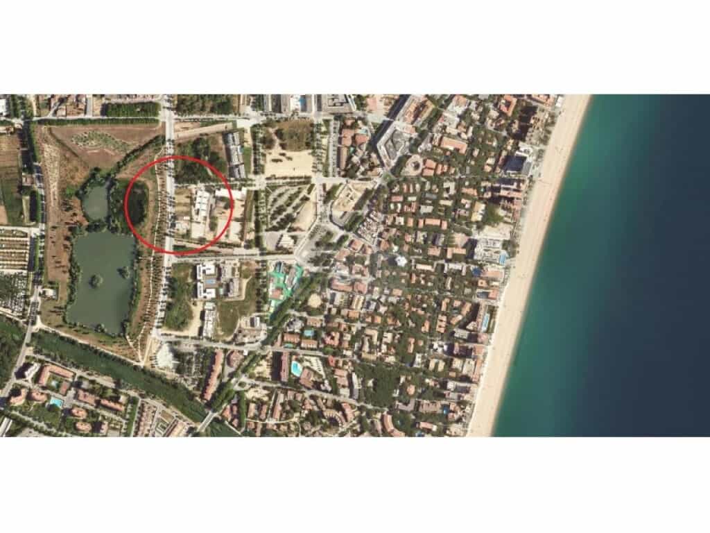 الأرض في Playa de Aro, Catalonia 11716761