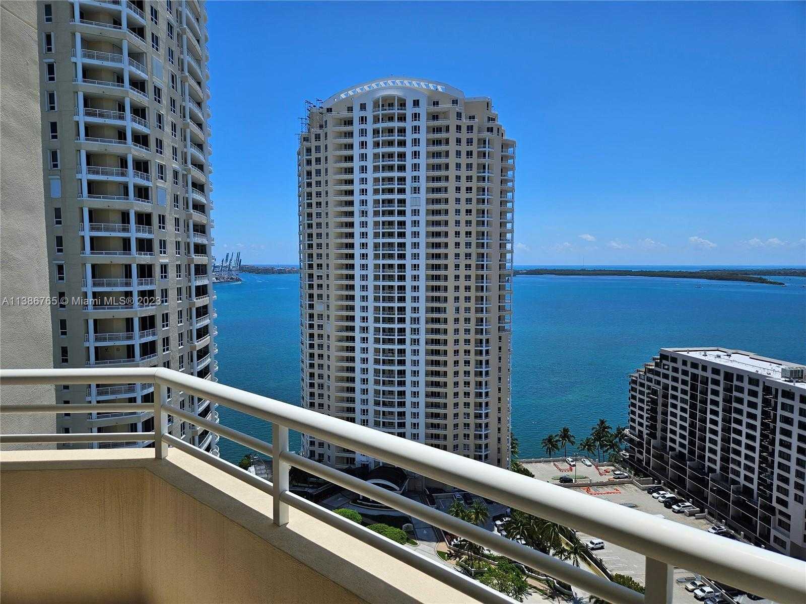 Eigentumswohnung im Miami, Florida 11716850