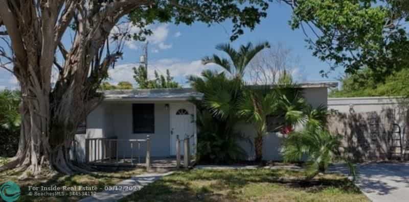 Huis in Fairlawn, Florida 11716863
