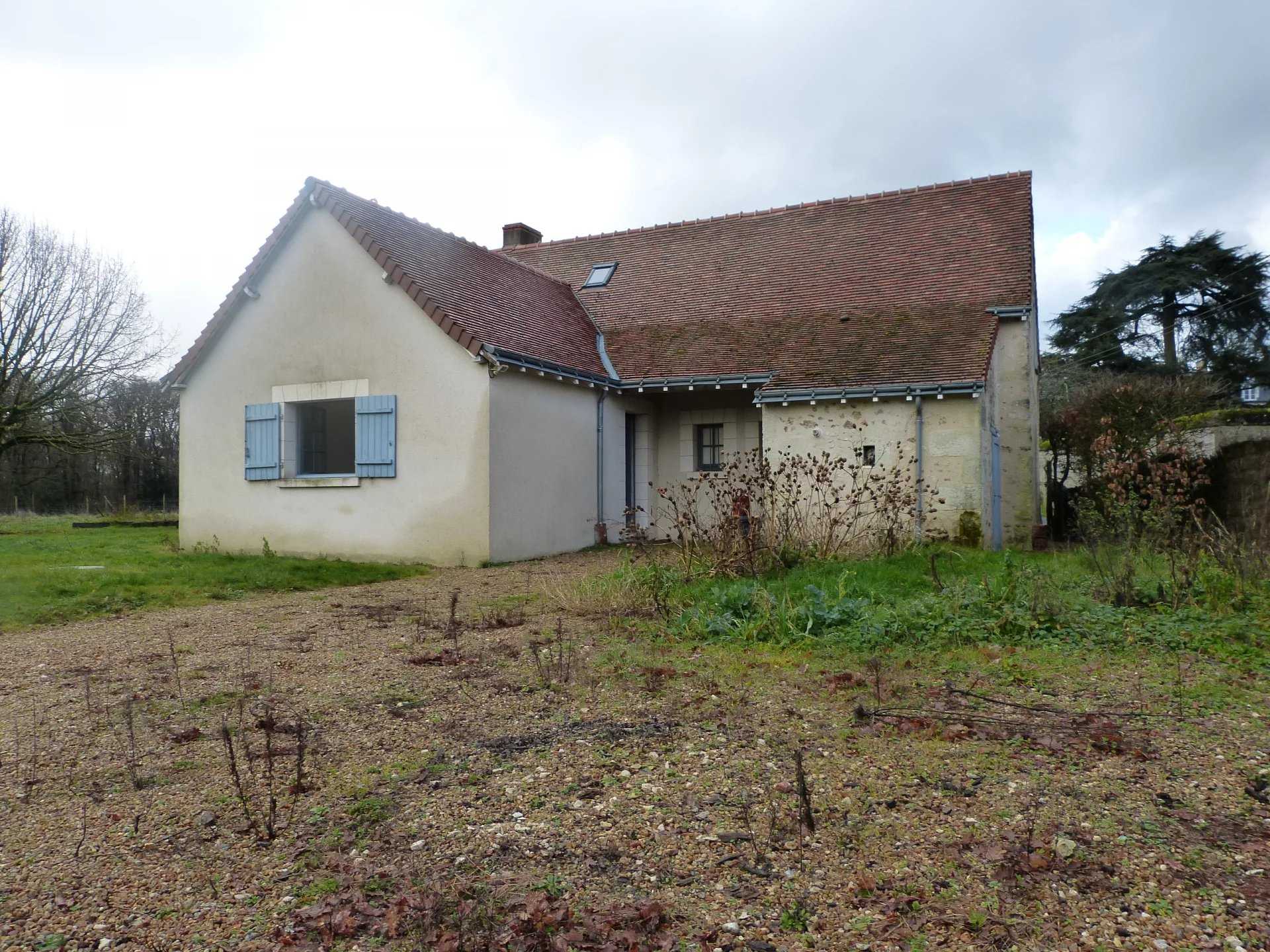 房子 在 Saint-Antoine-du-Rocher, 中心-卢瓦尔河谷地区 11716928