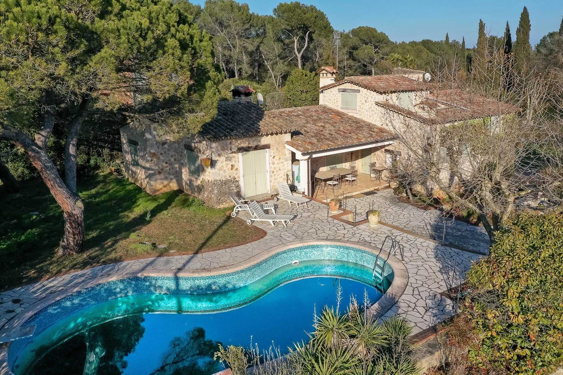 Huis in Mougins, Provence-Alpes-Côte d'Azur 11716937