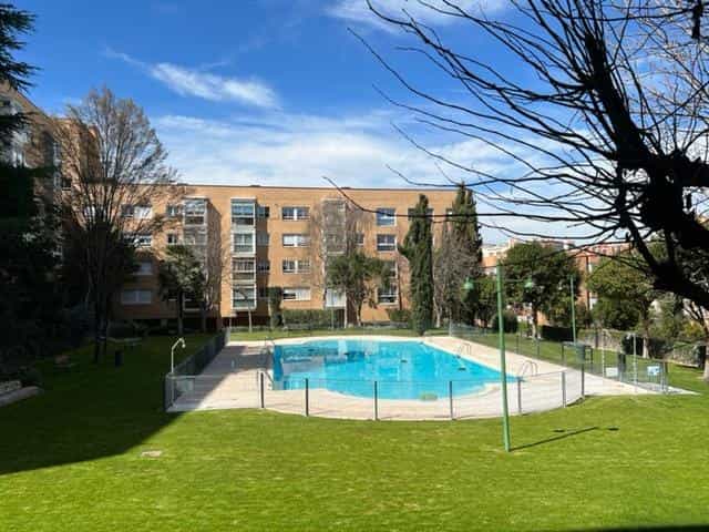 Condominium dans Madrid, Comunidad de Madrid 11717558