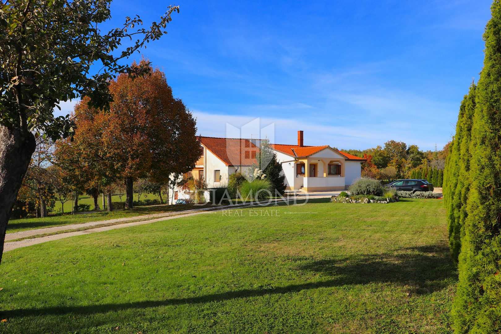 жилой дом в Gračišće, Istria County 11717700