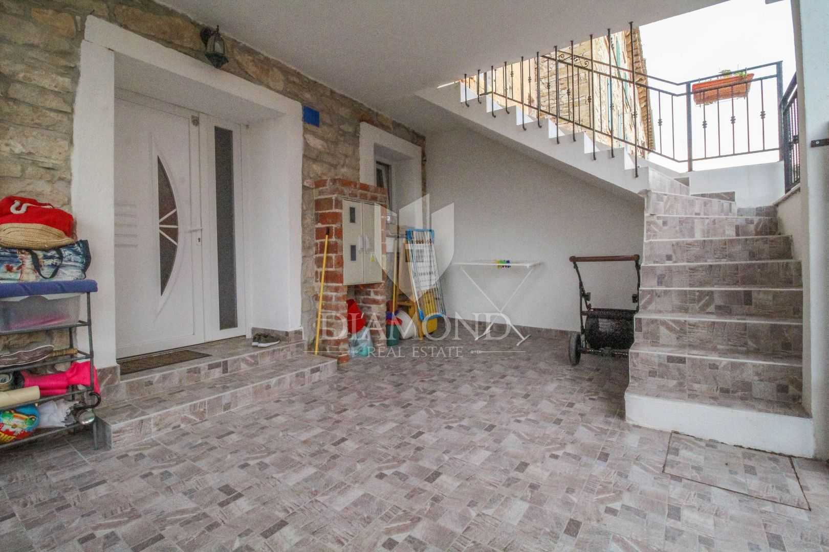 House in Buje, Istria County 11717717