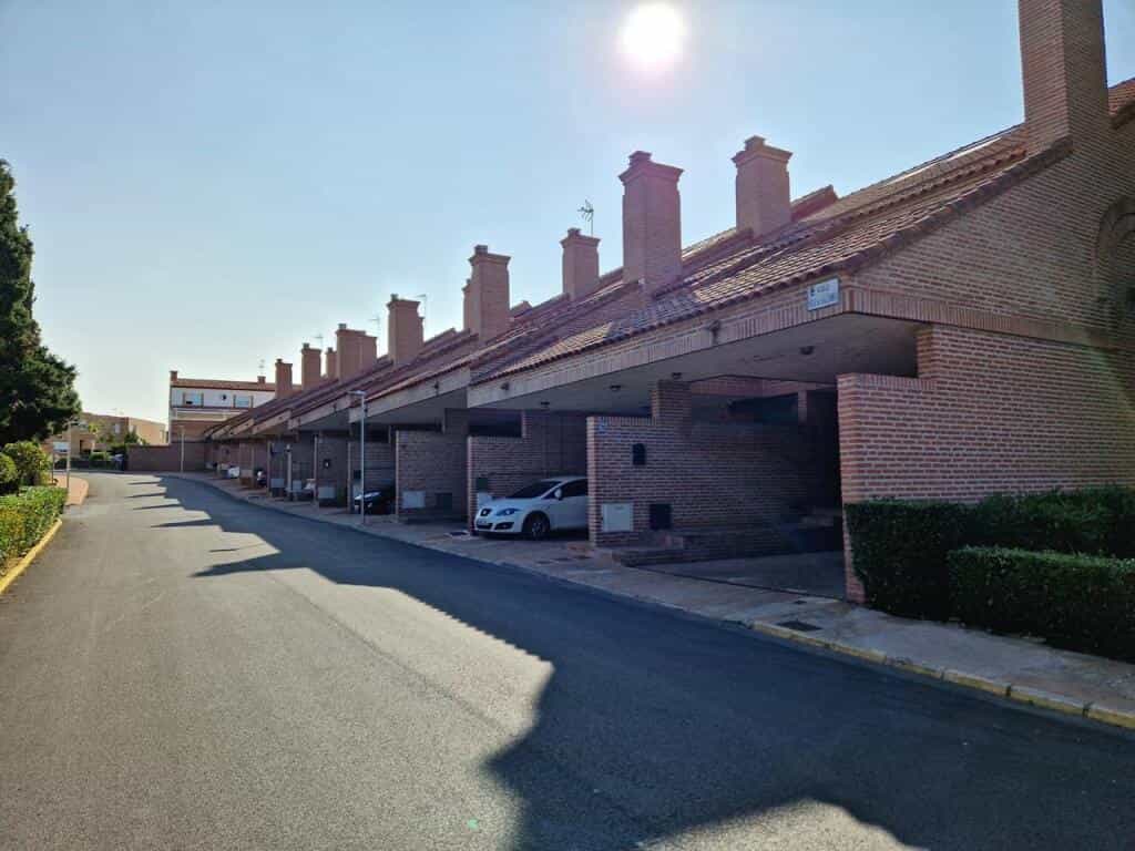 Casa nel Olias del Rey, Castiglia-La Mancia 11717801