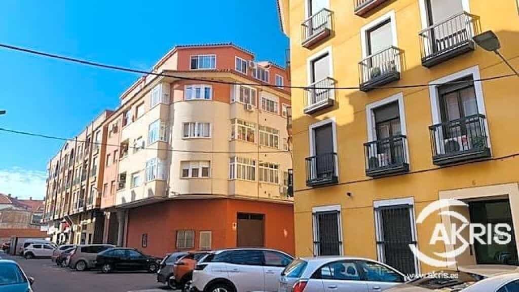 Condominium in Talavera de la Reina, Castille-La Mancha 11717802