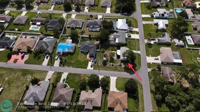 房子 在 Port St. Lucie, Florida 11717832
