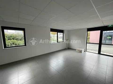 Office in Montbeliard, Bourgogne-Franche-Comte 11717856