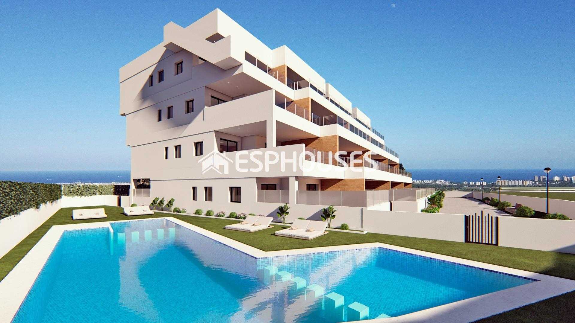 Condominium in Orihuela, Comunidad Valenciana 11717892
