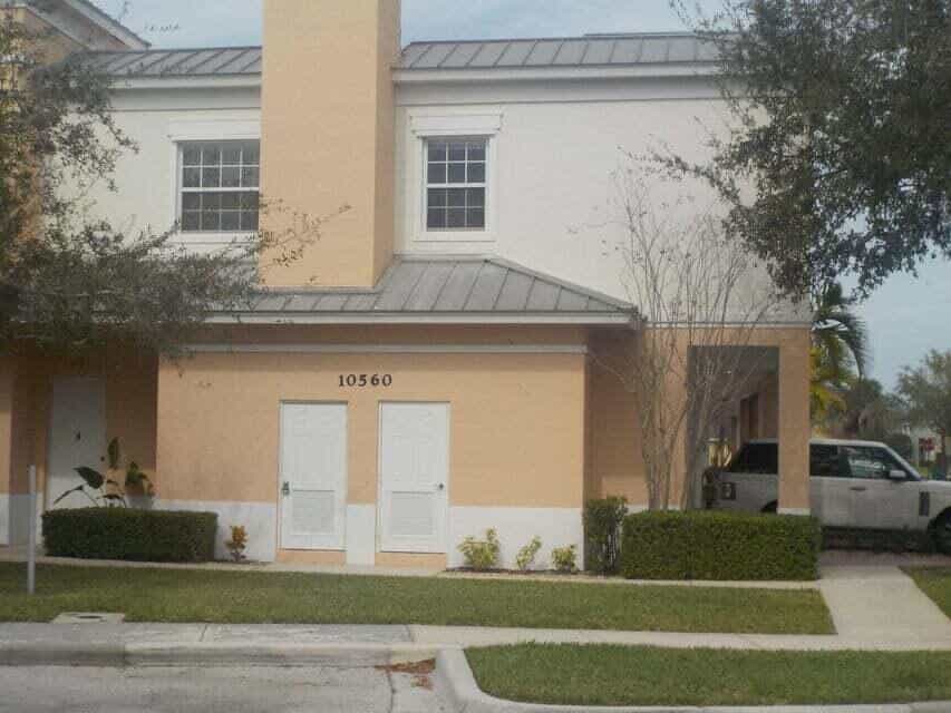 Hus i Port St. Lucie, Florida 11718957