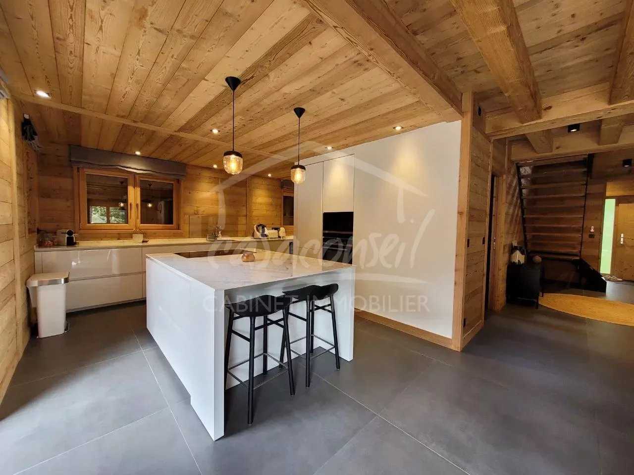 casa en Saint-Gervais-les-Bains, Haute-Savoie 11718980