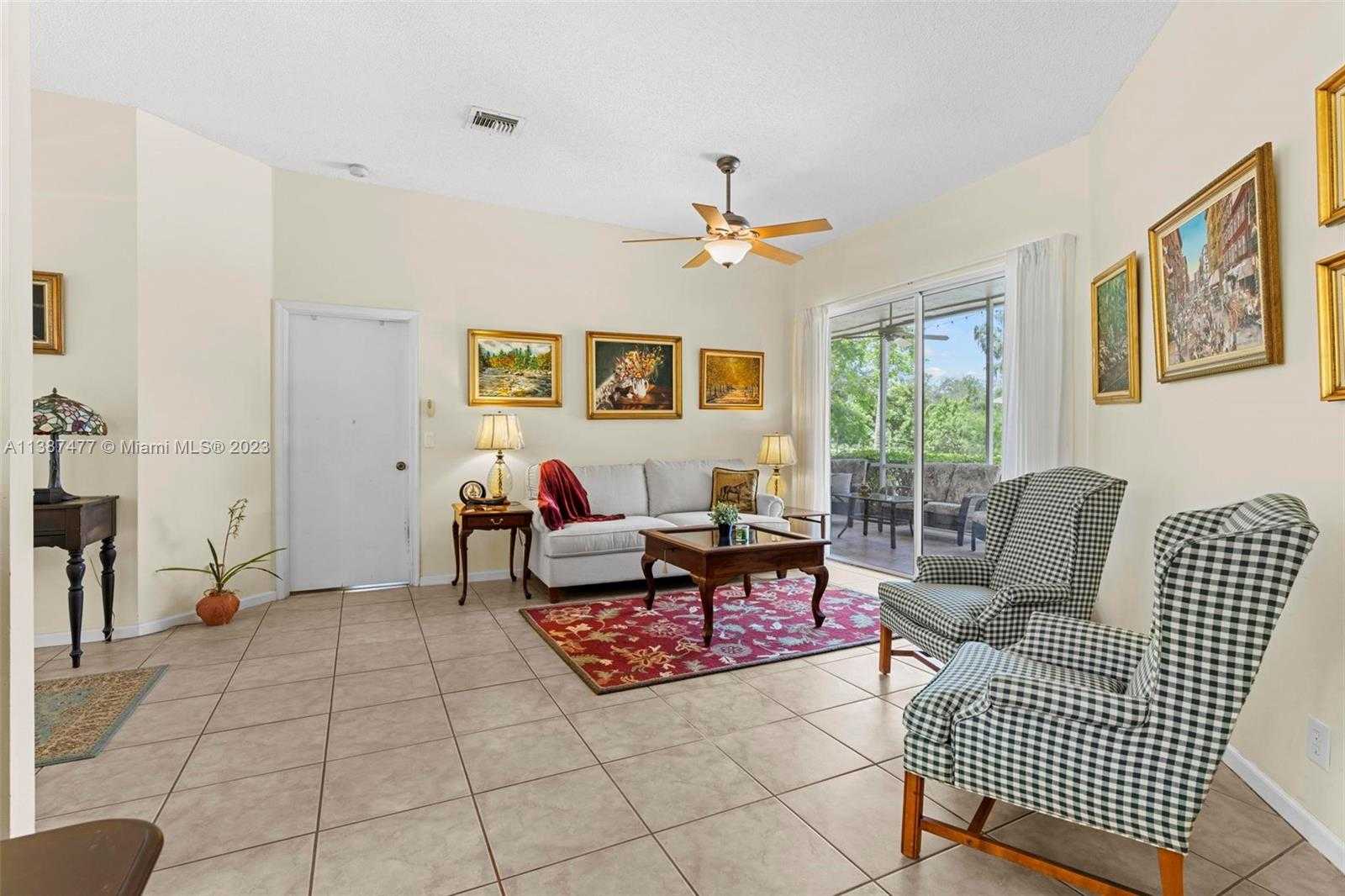 House in Fort Lauderdale, Florida 11719034