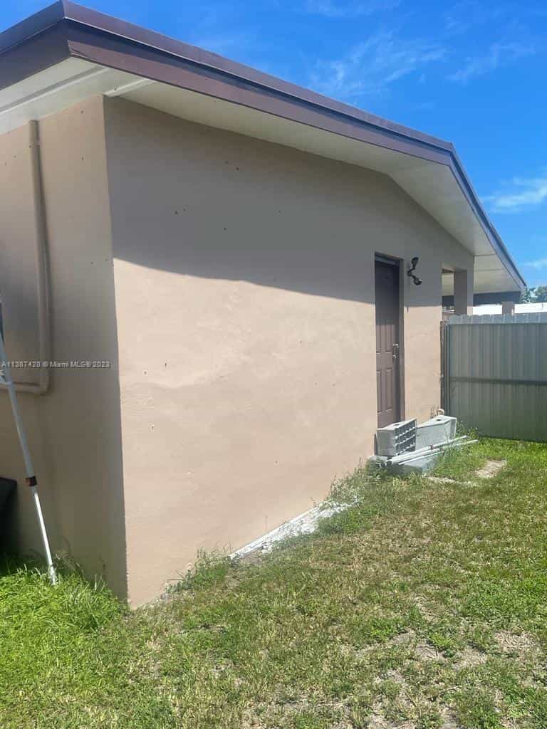 House in South Miami Heights, Florida 11719036