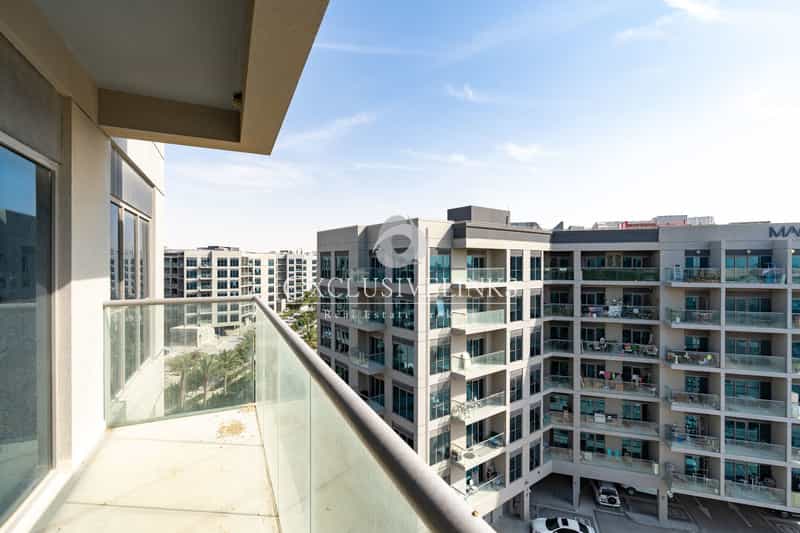Condominium in Dubai, Dubai 11719359