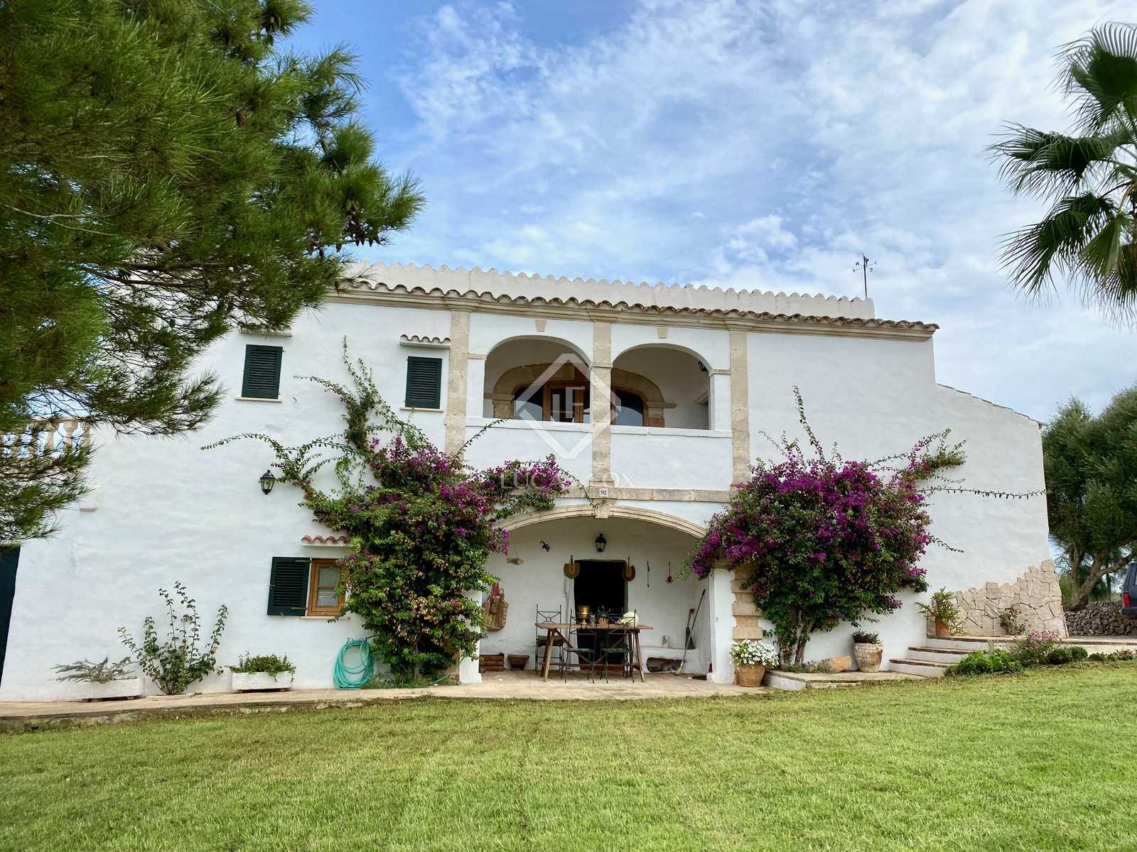 House in Ferrerias, Balearic Islands 11719722