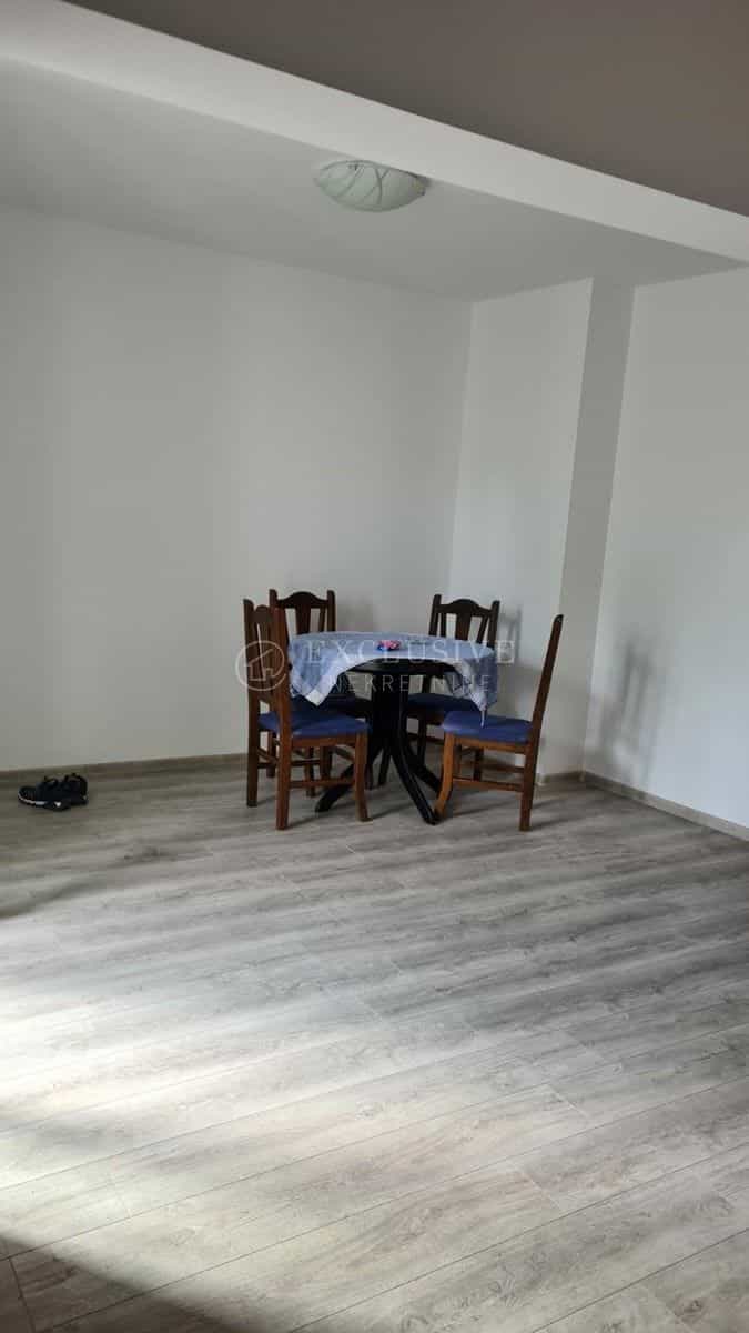 公寓 在 巴卡爾, 濱海邊疆區-山區祖帕尼婭 11720050
