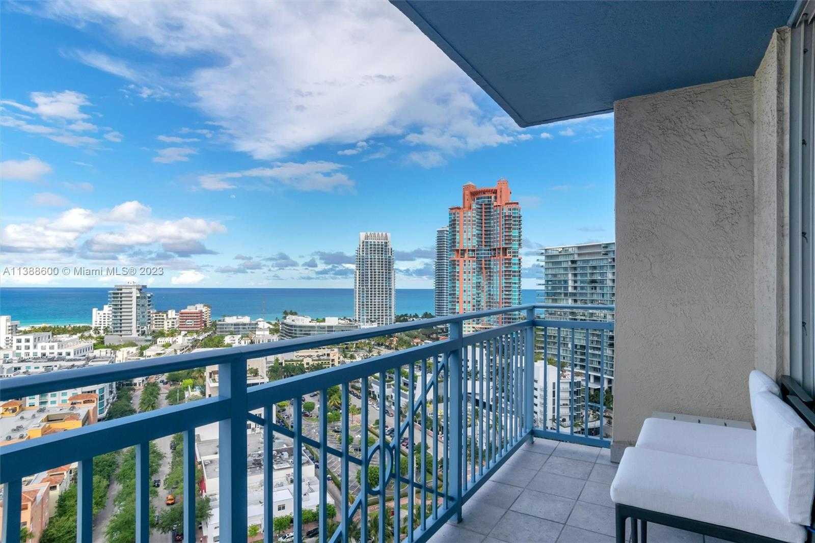 Будинок в Miami Beach, Florida 11720354