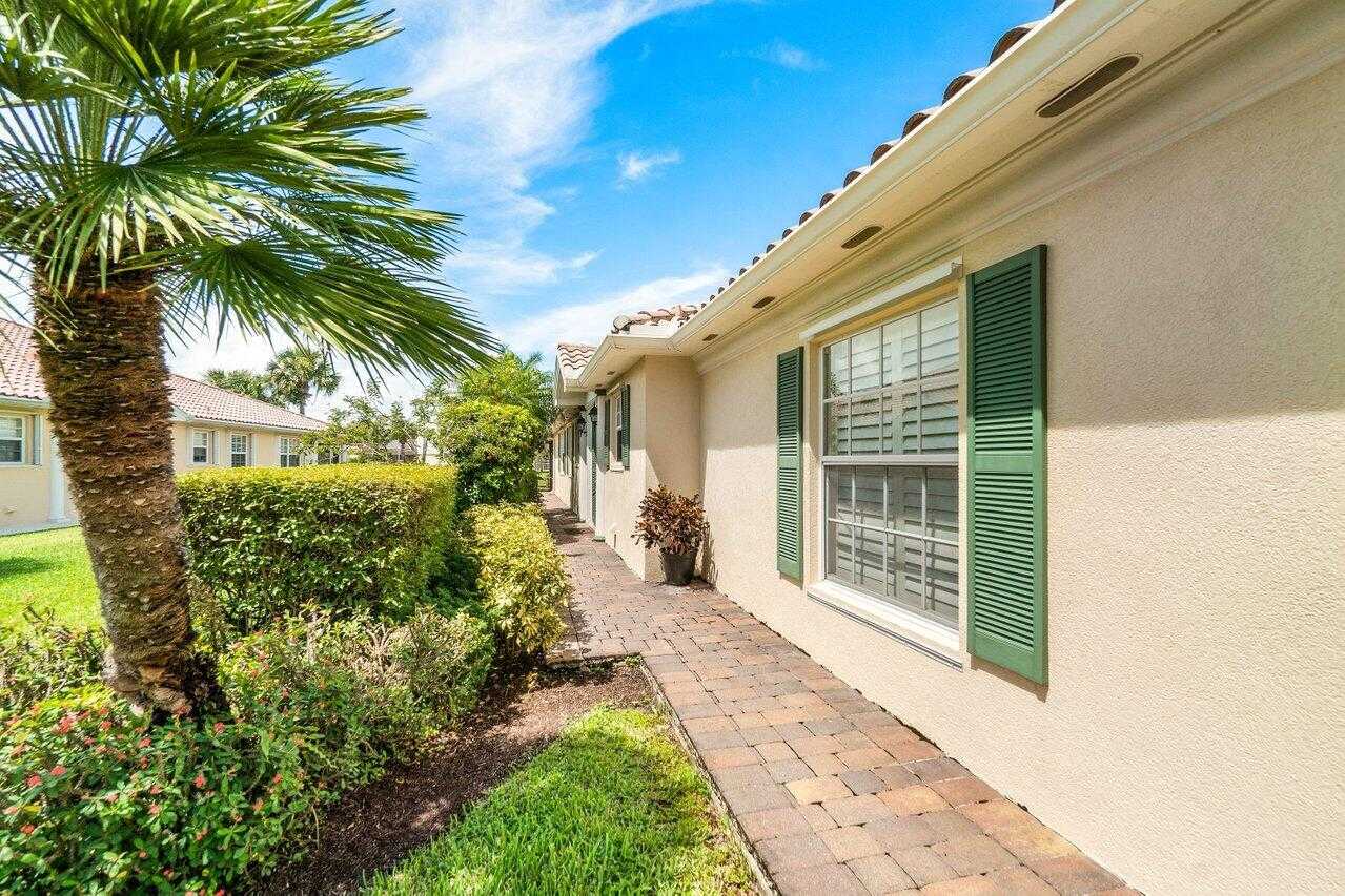 Residential in Wellington, Florida 11720378