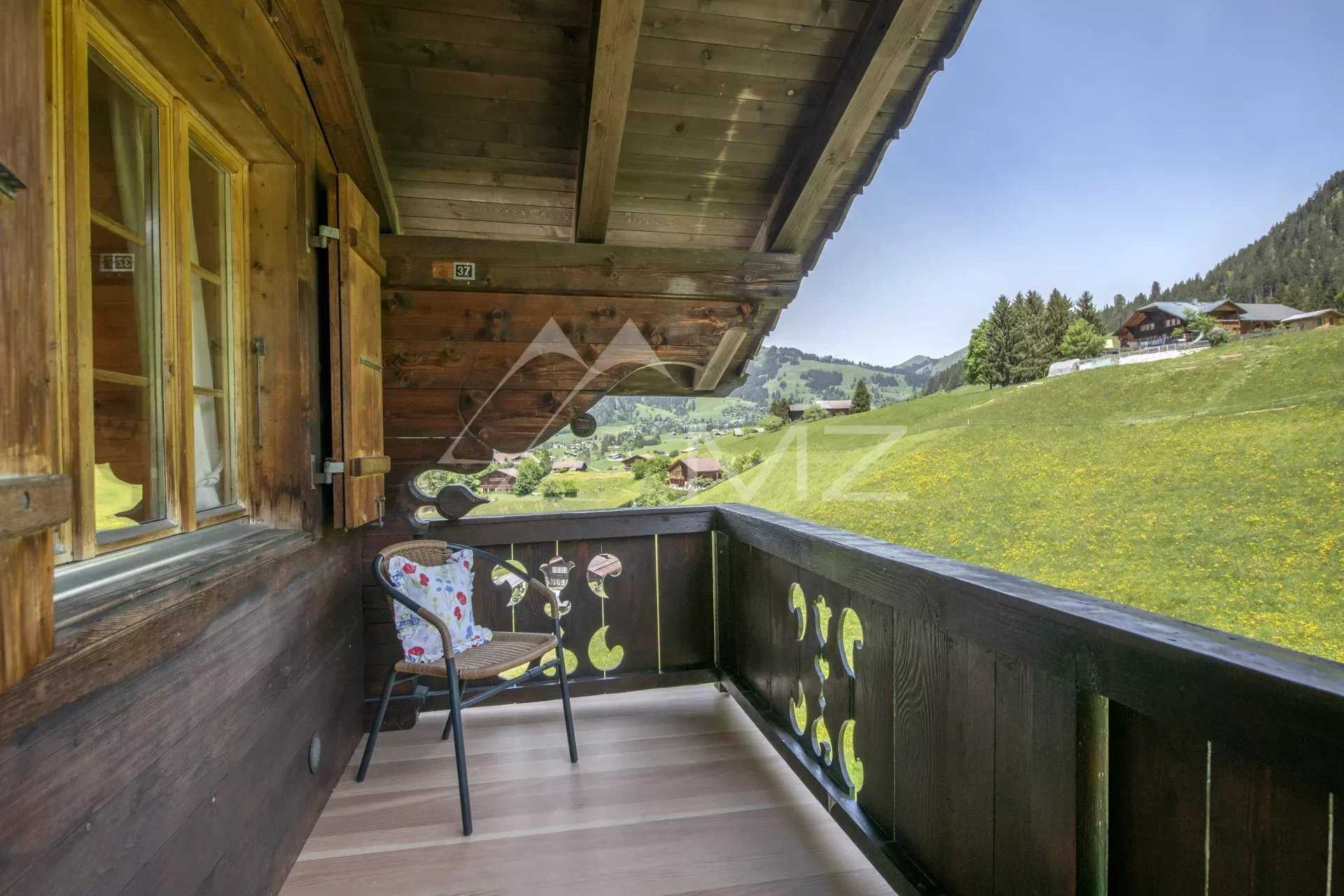 Dom w Gstaad, Verwaltungskreis Obersimmental-Saanen 11720393