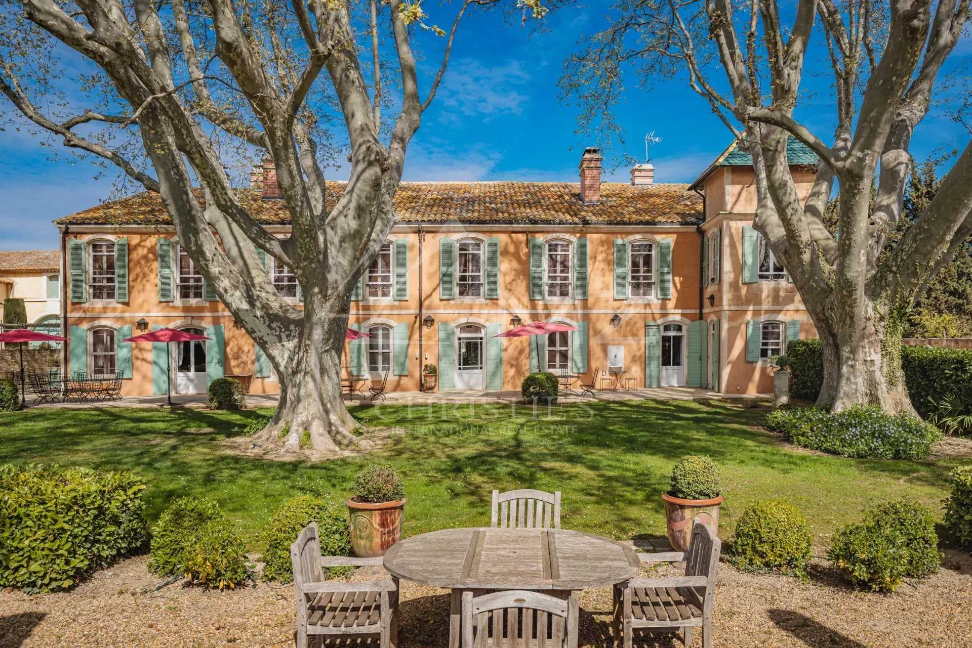 House in Maussane-les-Alpilles, Provence-Alpes-Cote d'Azur 11720396