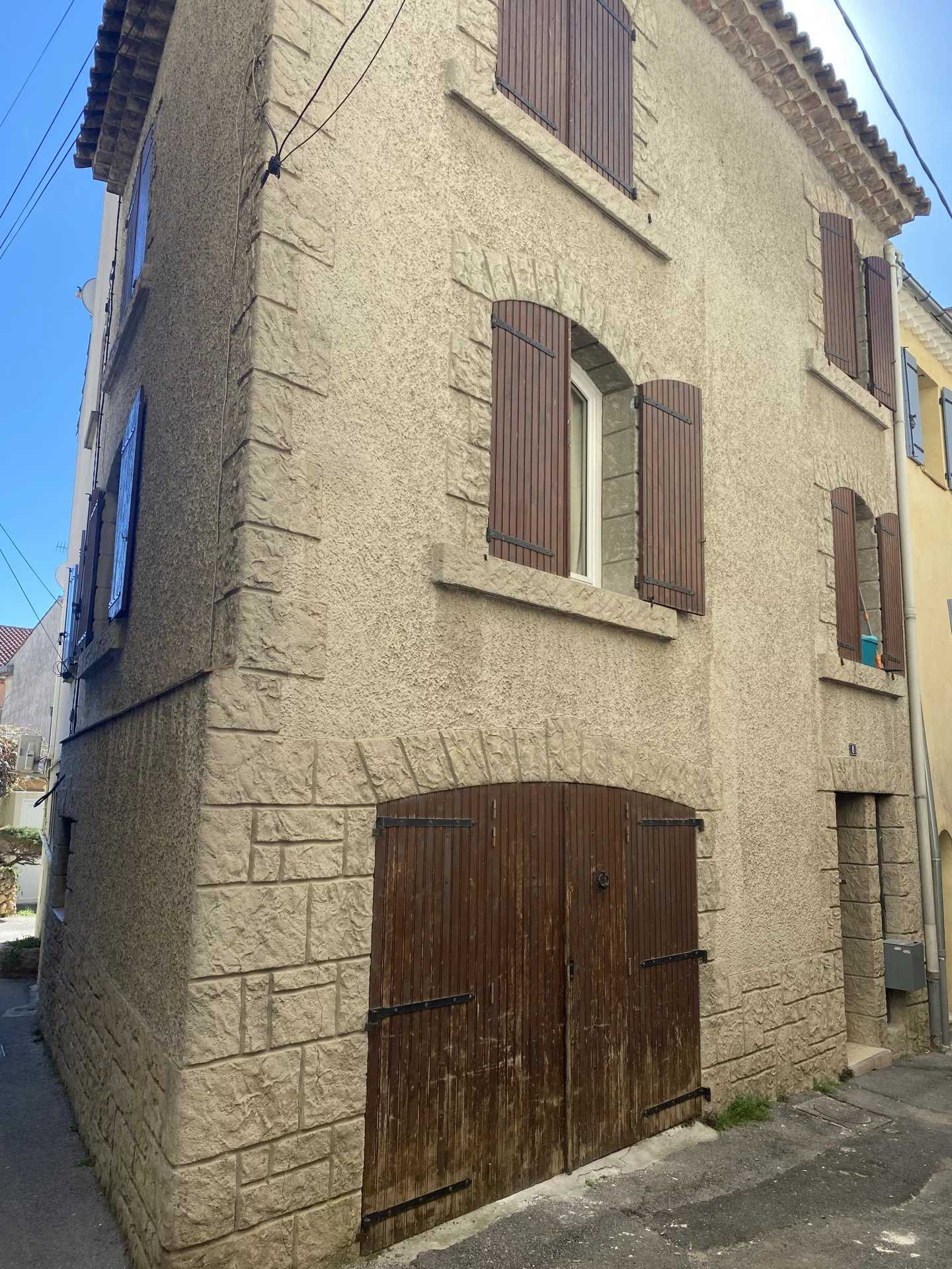 Hus i Auriol, Provence-Alpes-Cote d'Azur 11720443