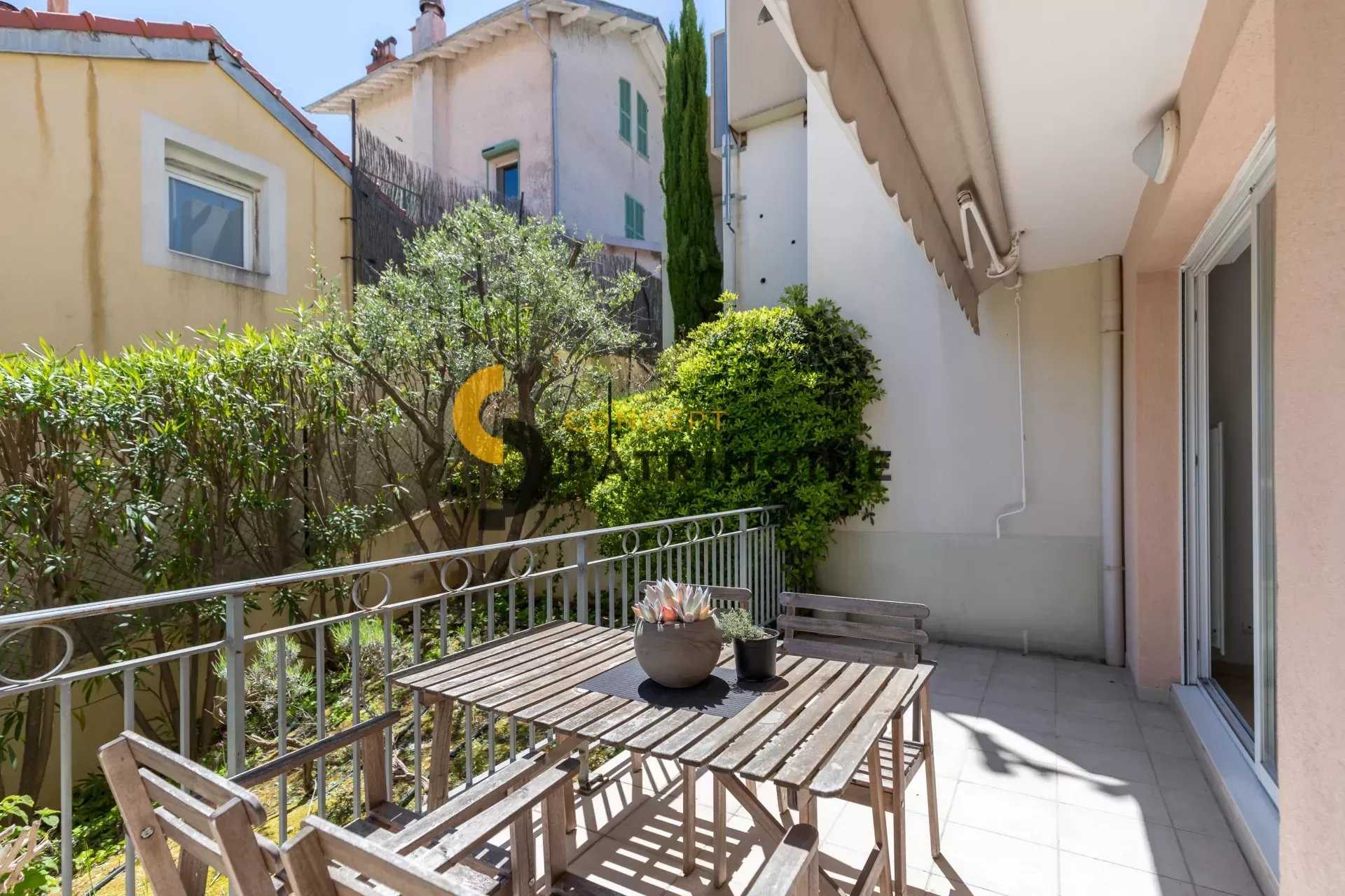 Condominium in La Californie, Provence-Alpes-Cote d'Azur 11720454