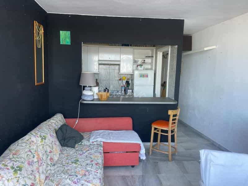 Condominium in Adeje, Canary Islands 11720720