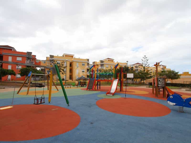 Condominium in Arona, Canarias 11720722