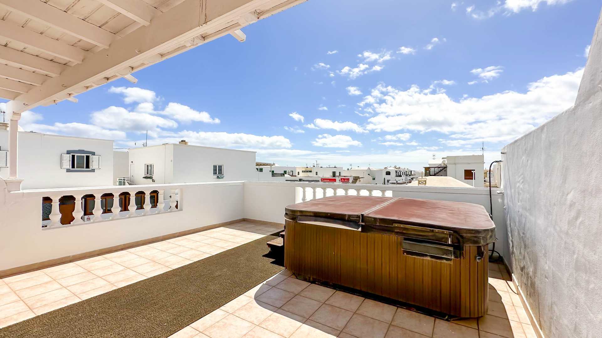 House in Playa Honda, Canarias 11721133