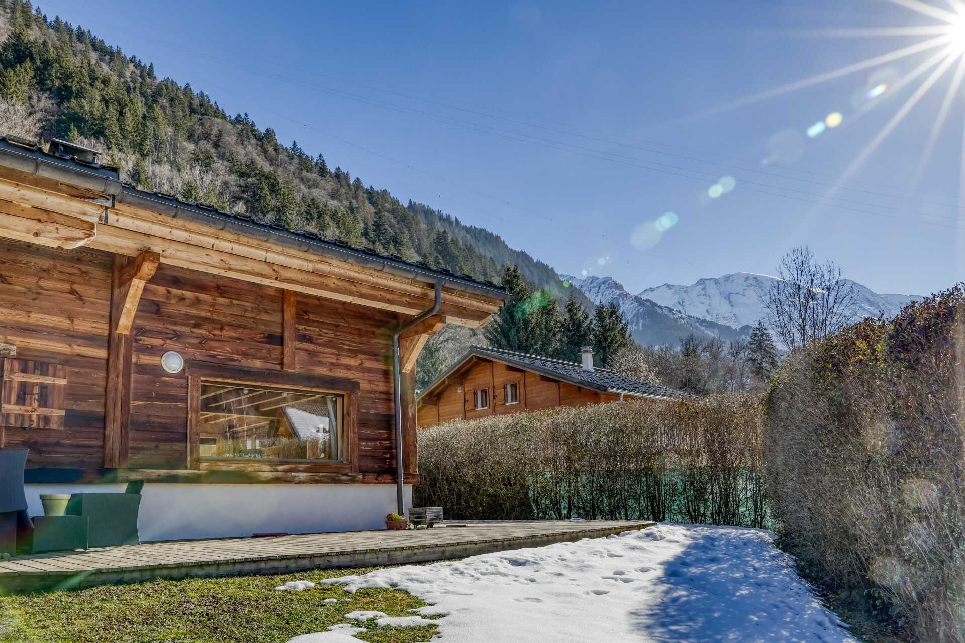 Casa nel Saint-Gervais-les-Bains, Alvernia-Rodano-Alpi 11721679