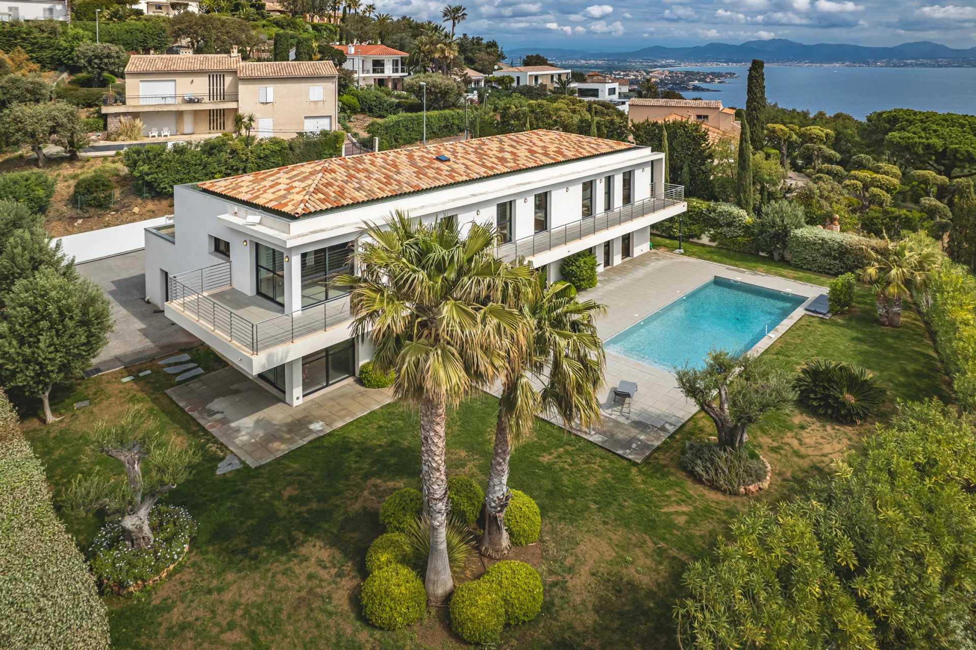 Huis in Sint-Aygulf, Provence-Alpes-Côte d'Azur 11722170