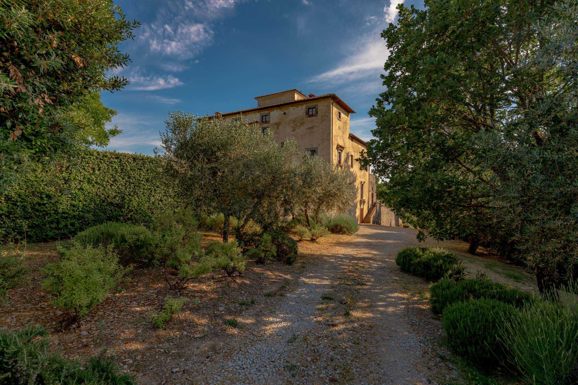 жилой дом в Gaiole in Chianti, Tuscany 11722188