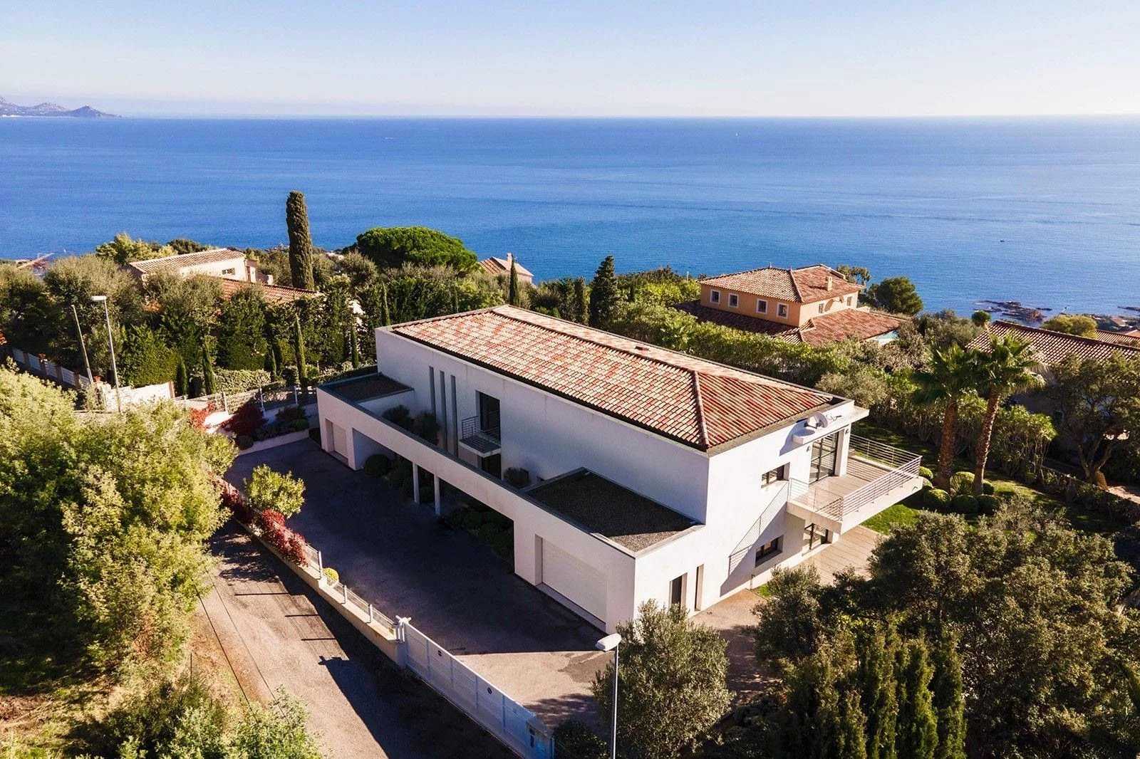 Huis in Sint-Aygulf, Provence-Alpes-Côte d'Azur 11722250