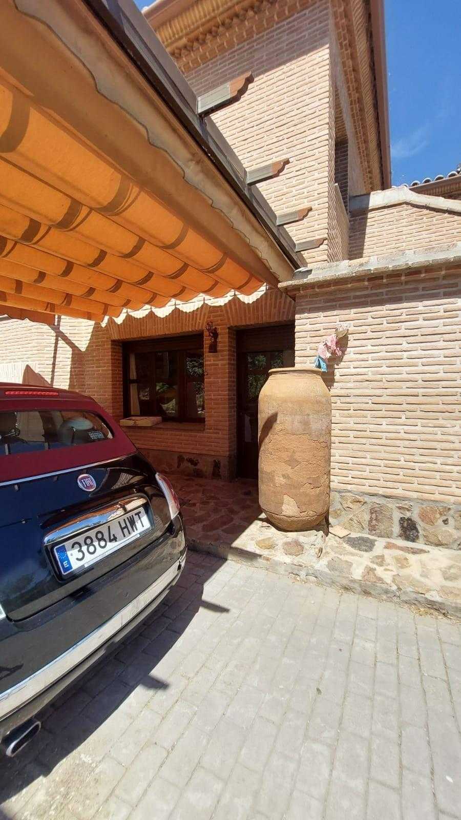 Будинок в Toledo, Castilla-La Mancha 11722736