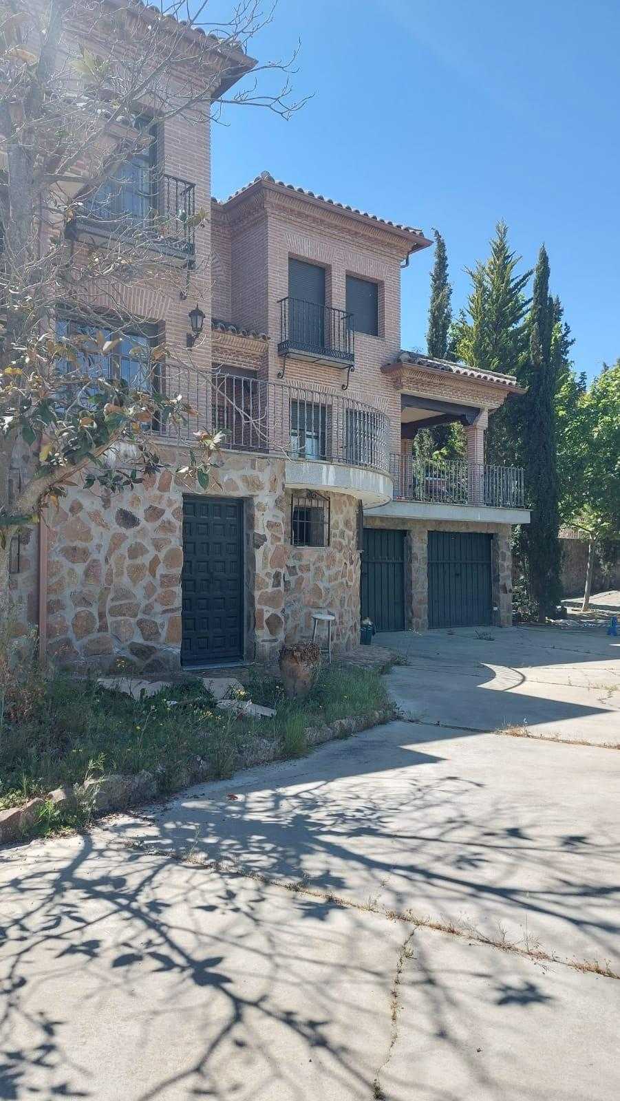 House in Toledo, Castille-La Mancha 11722736