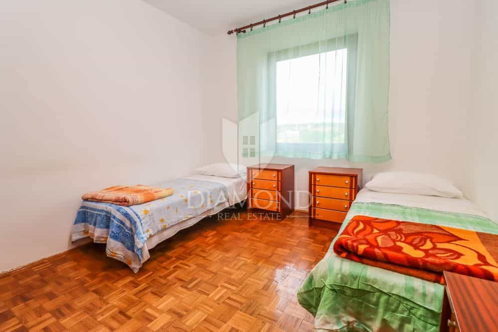 Condominium in Pula, Istarska županija 11722905